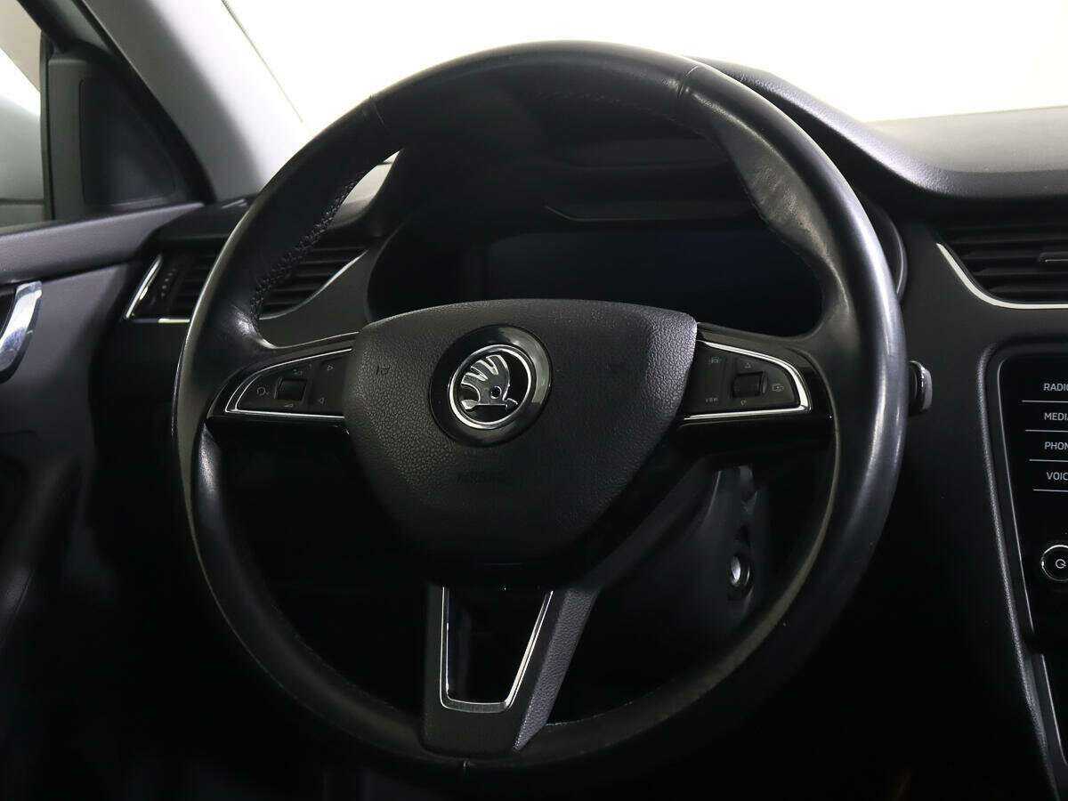Купить Skoda Octavia с пробегом. Фото: #13