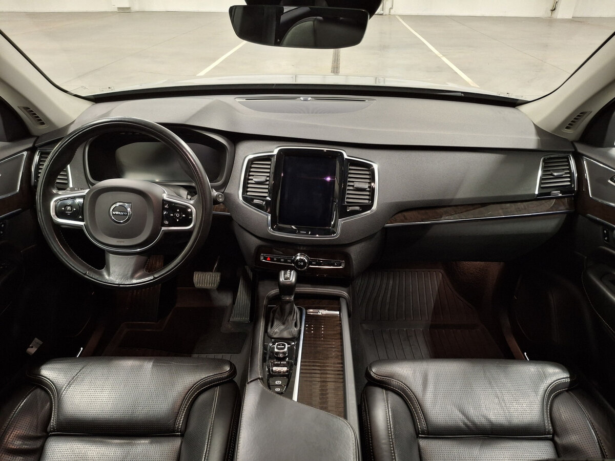 Купить Volvo XC90 с пробегом. Фото: #13