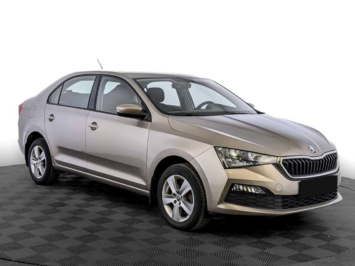 Купить Skoda Rapid с пробегом. Фото: #2