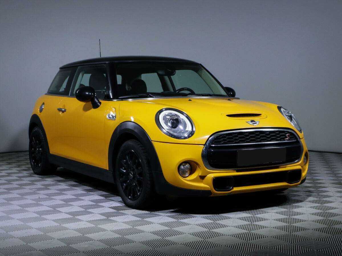Купить Mini Hatch с пробегом. Фото: #2