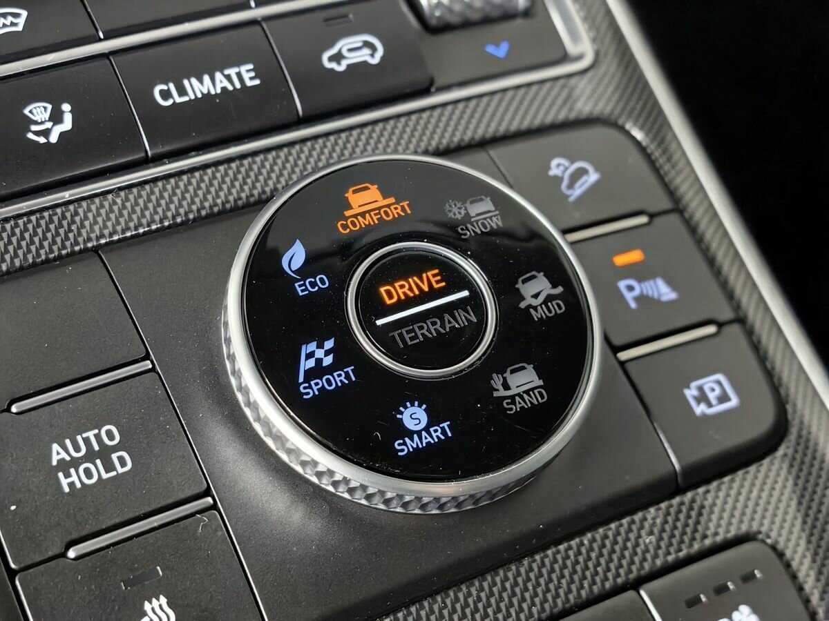 Купить Hyundai Santa Fe с пробегом. Фото: #18
