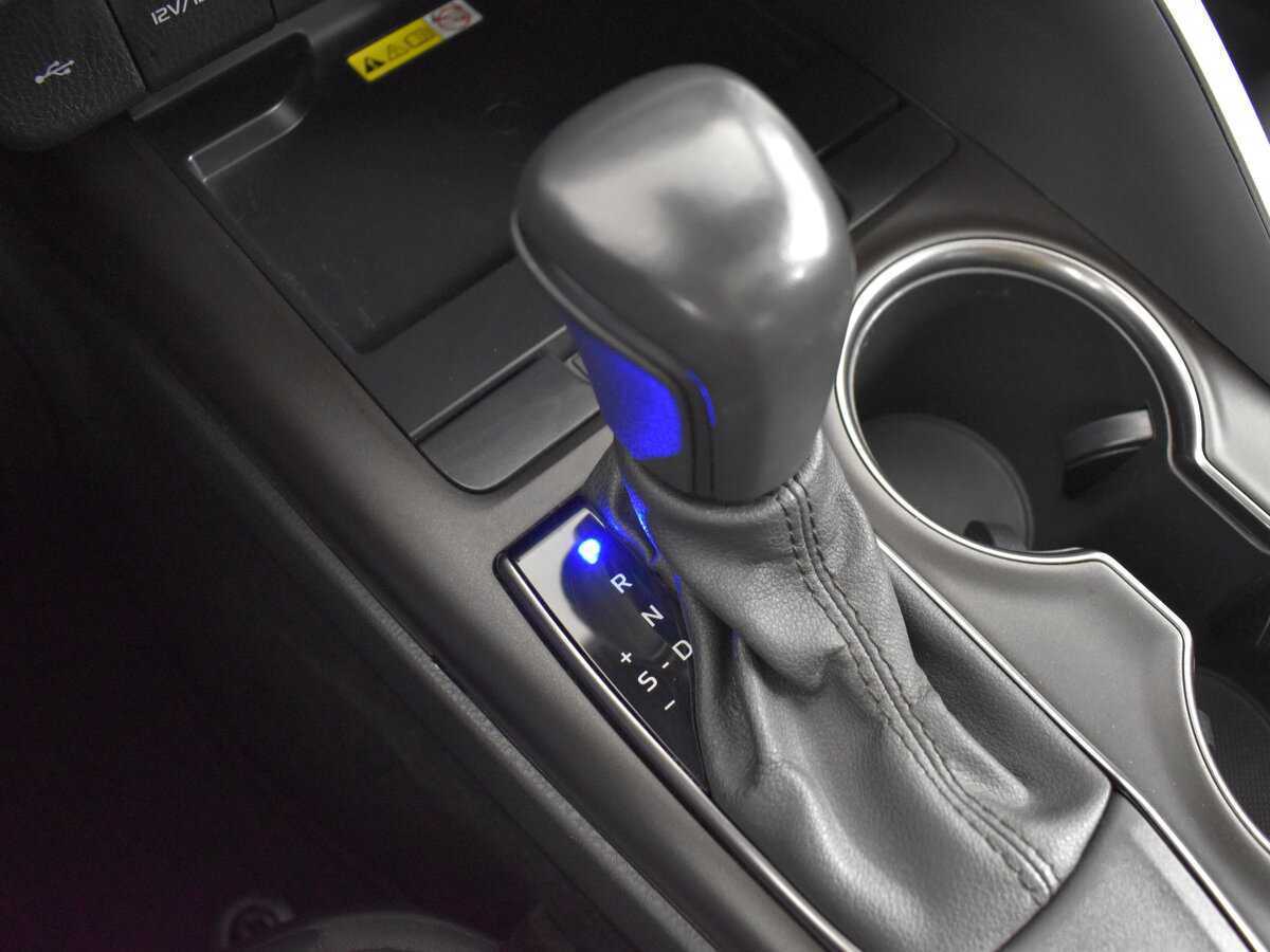 Купить Toyota Camry с пробегом. Фото: #18