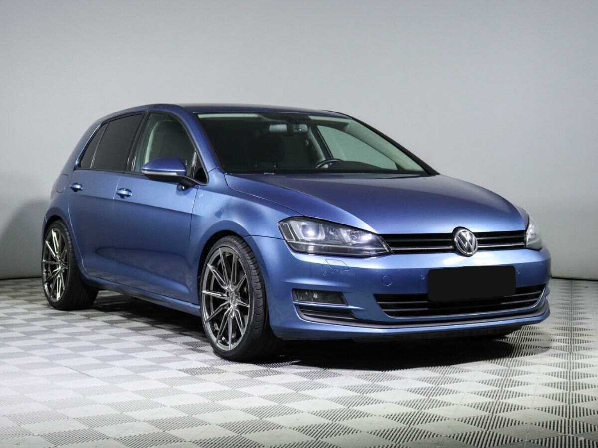 Купить Volkswagen Golf с пробегом. Фото: #2