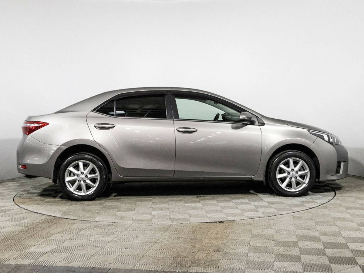 Купить Toyota Corolla с пробегом. Фото: #3