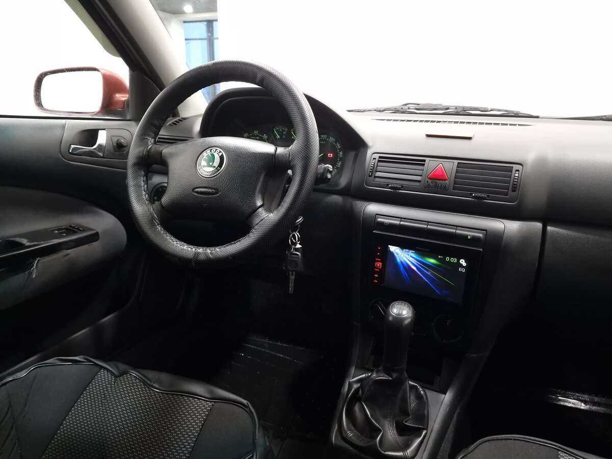 Купить Skoda Octavia с пробегом. Фото: #5