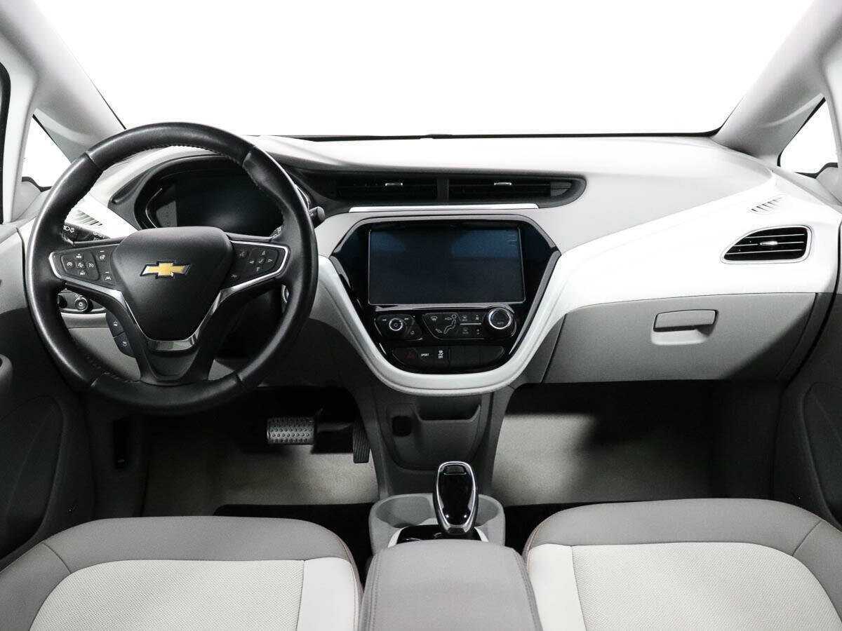 Купить Chevrolet Bolt с пробегом. Фото: #14