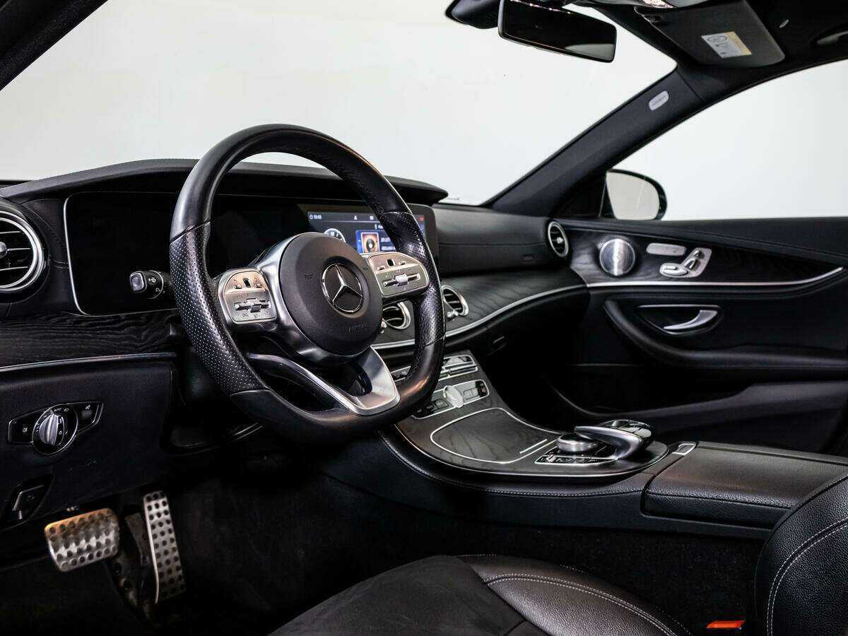 Купить Mercedes-Benz E-Класс с пробегом. Фото: #10