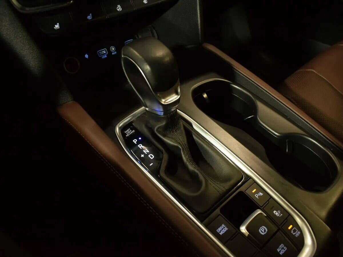 Купить Hyundai Santa Fe с пробегом. Фото: #21