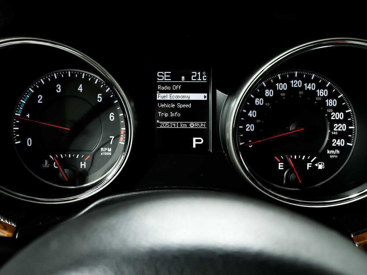Купить Jeep Grand Cherokee с пробегом. Фото: #9