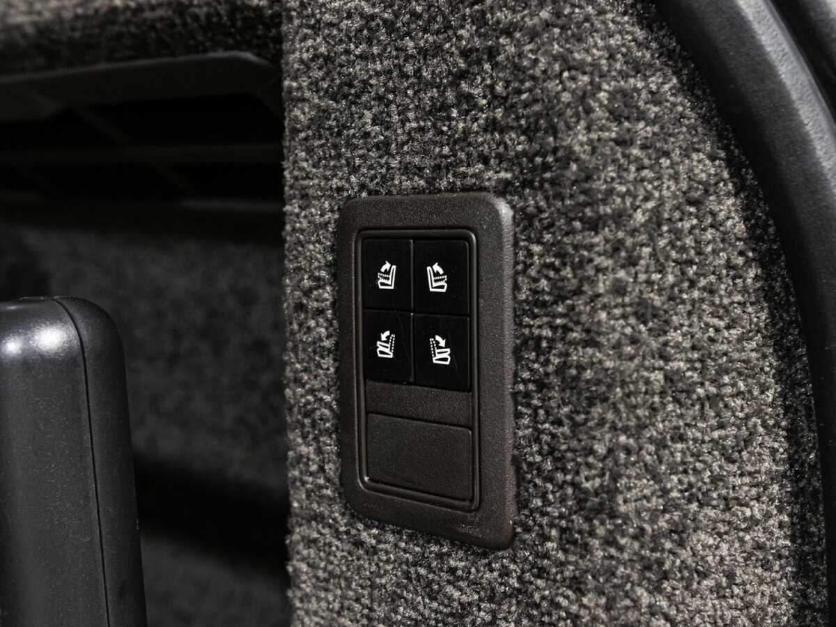 Купить Land Rover Range Rover с пробегом. Фото: #16