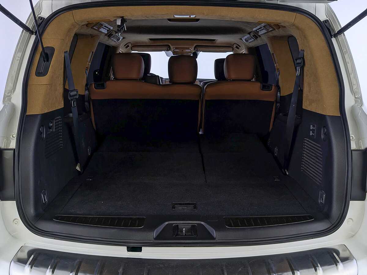 Купить Infiniti QX80 с пробегом. Фото: #9