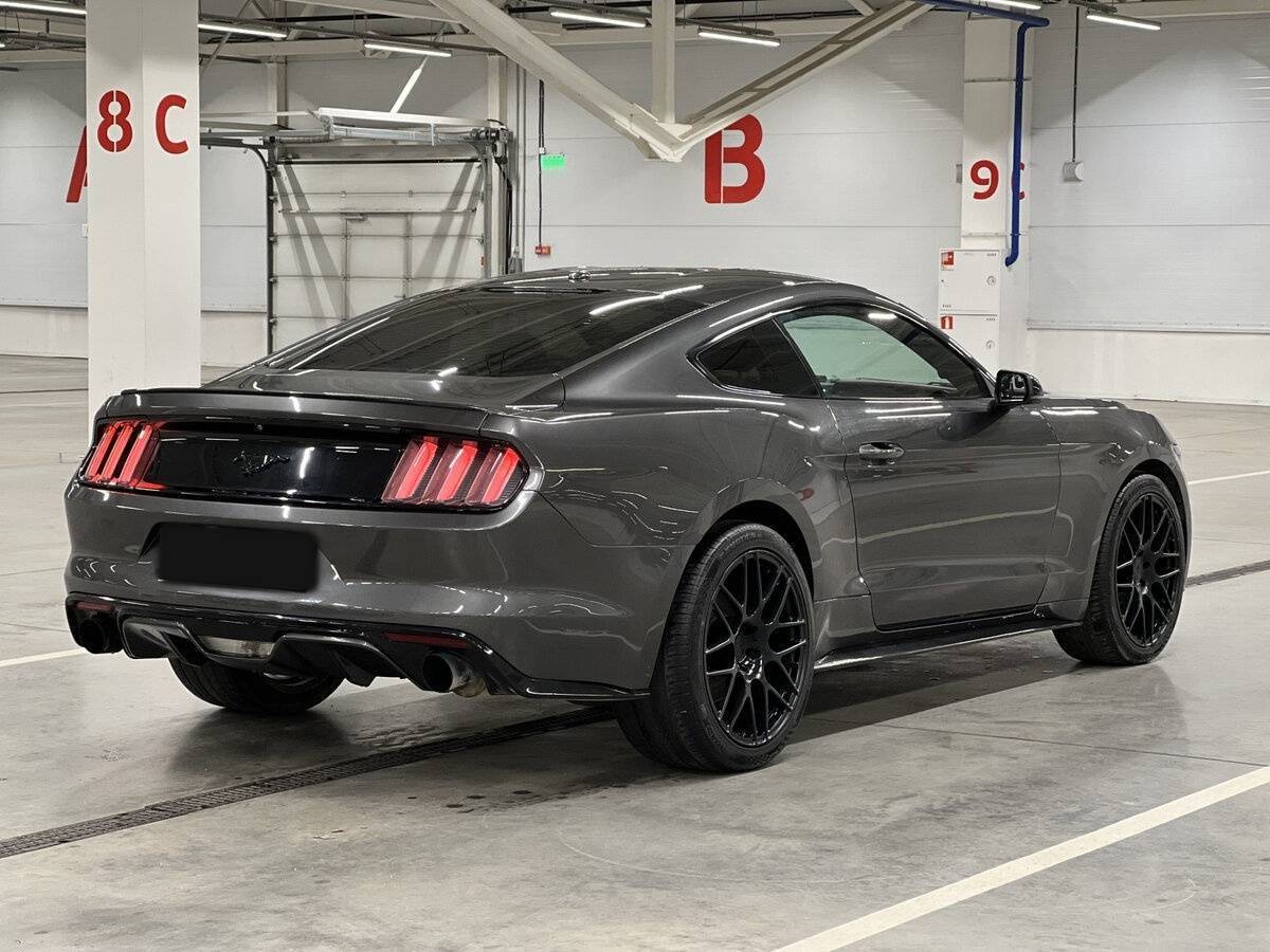Купить Ford Mustang с пробегом. Фото: #4