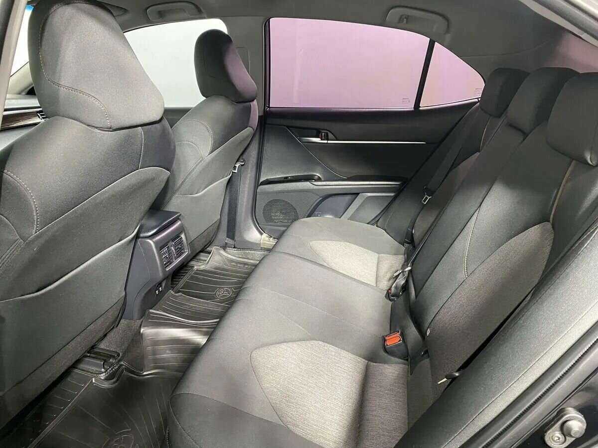 Купить Toyota Camry с пробегом. Фото: #8