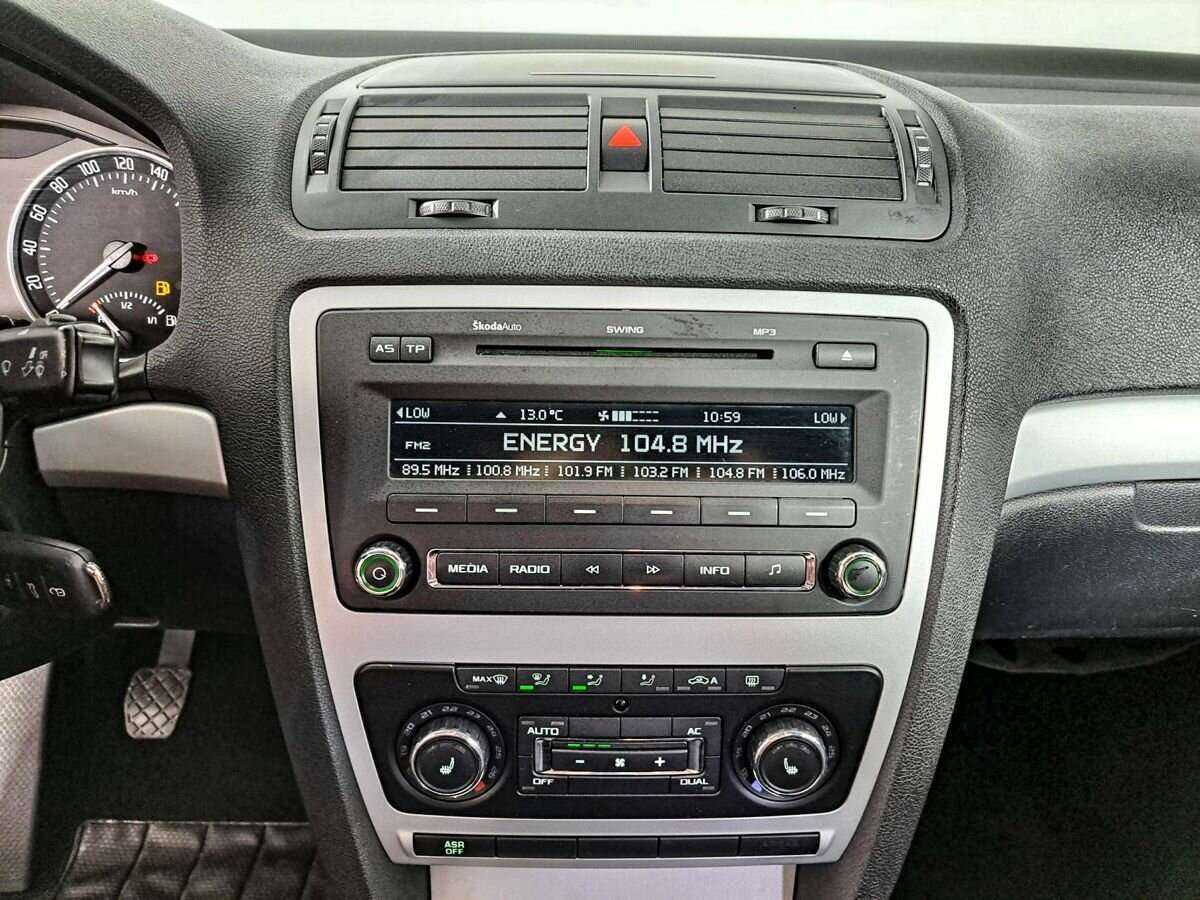 Купить Skoda Octavia с пробегом. Фото: #12