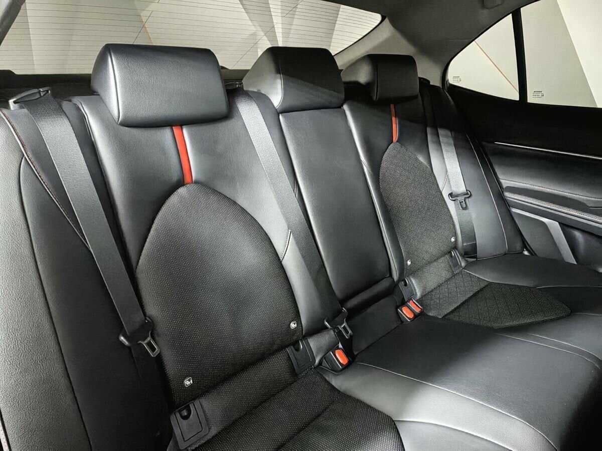 Купить Toyota Camry с пробегом. Фото: #11