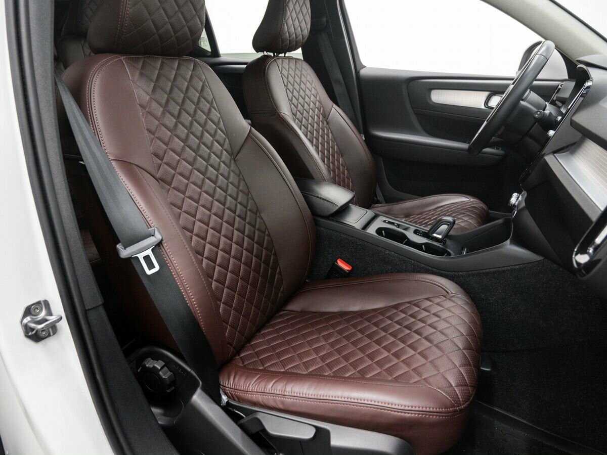 Купить Volvo XC40 с пробегом. Фото: #8