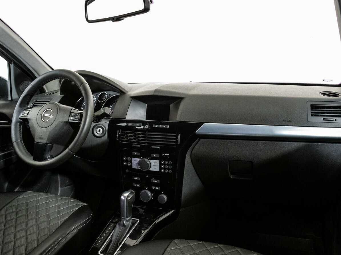 Купить Opel Astra с пробегом. Фото: #6