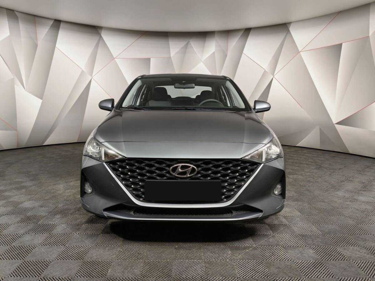Купить Hyundai Solaris с пробегом. Фото: #6