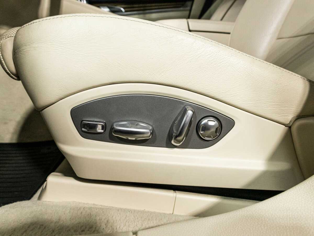 Купить Porsche Panamera с пробегом. Фото: #14