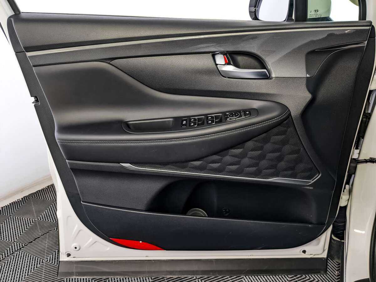 Купить Hyundai Santa Fe с пробегом. Фото: #14