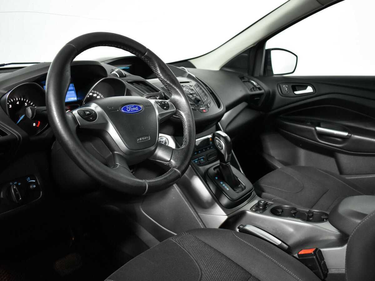 Купить Ford Kuga с пробегом. Фото: #12