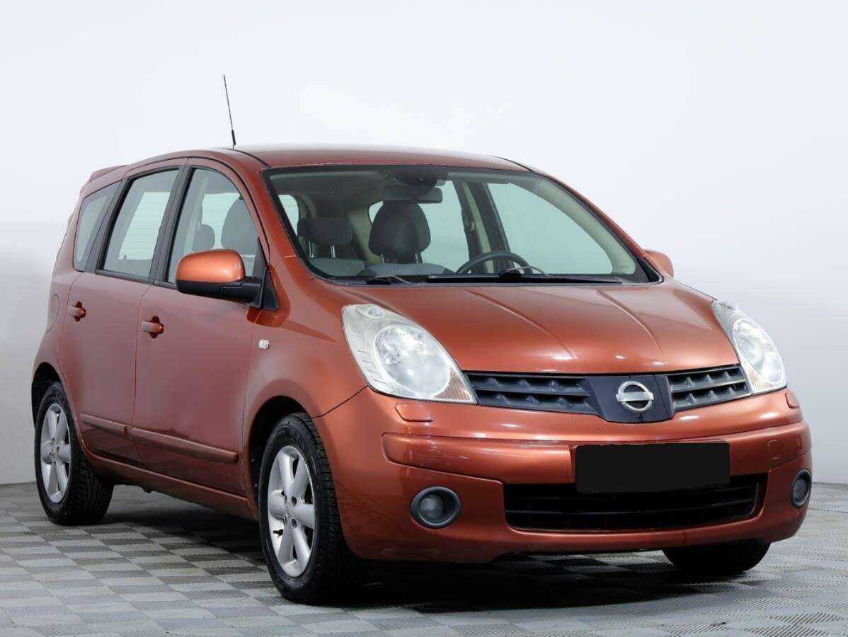 Купить Nissan Note с пробегом. Фото: #1