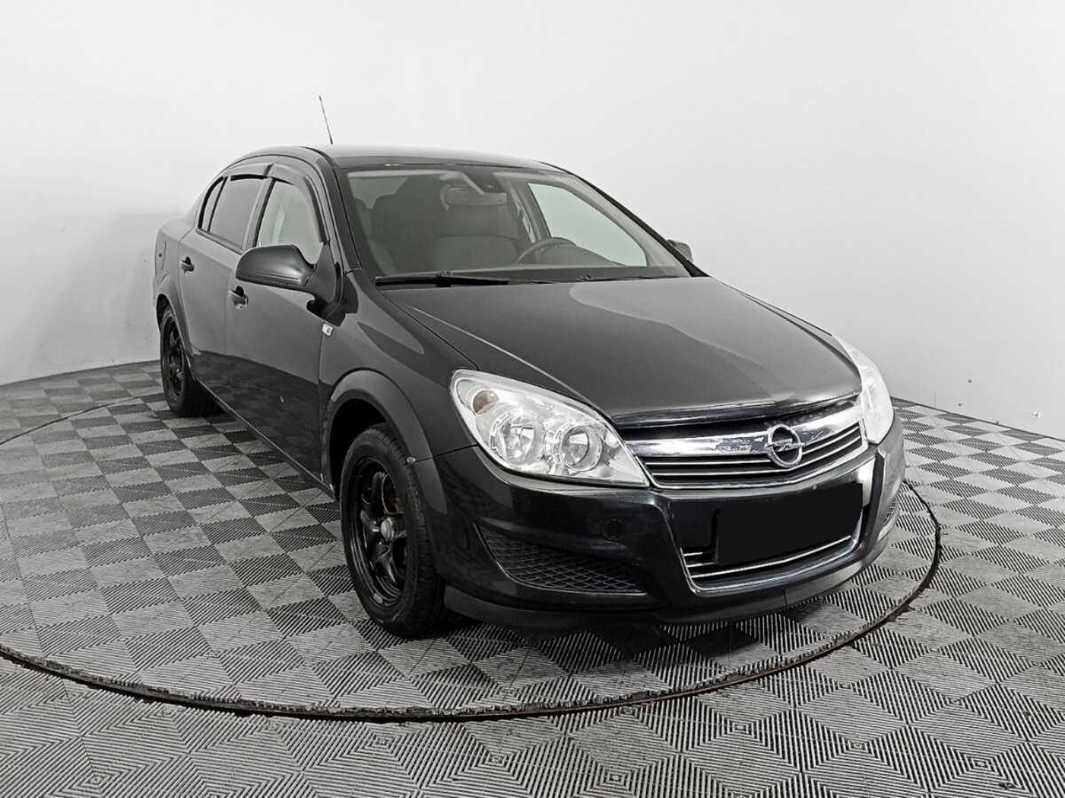 Купить Opel Astra с пробегом. Фото: #2
