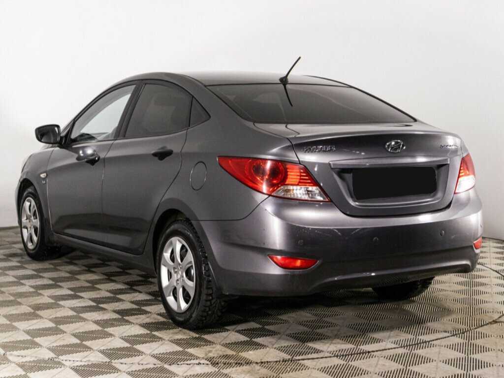 Купить Hyundai Solaris с пробегом. Фото: #6