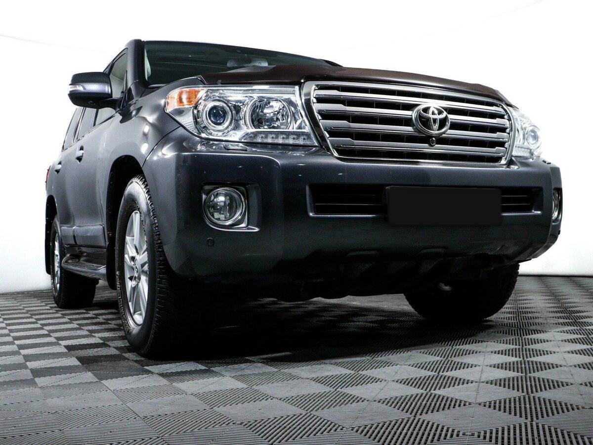 Купить Toyota Land Cruiser с пробегом. Фото: #18