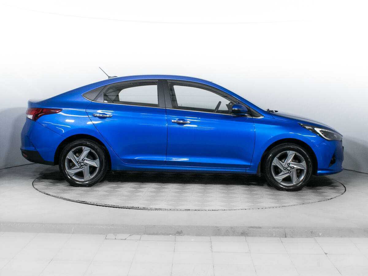 Купить Hyundai Solaris с пробегом. Фото: #3
