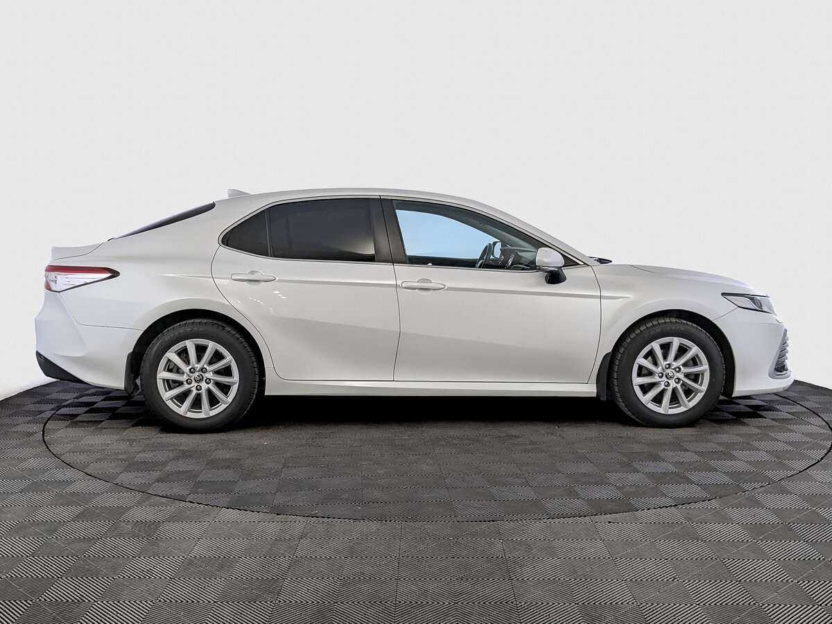 Купить Toyota Camry с пробегом. Фото: #3