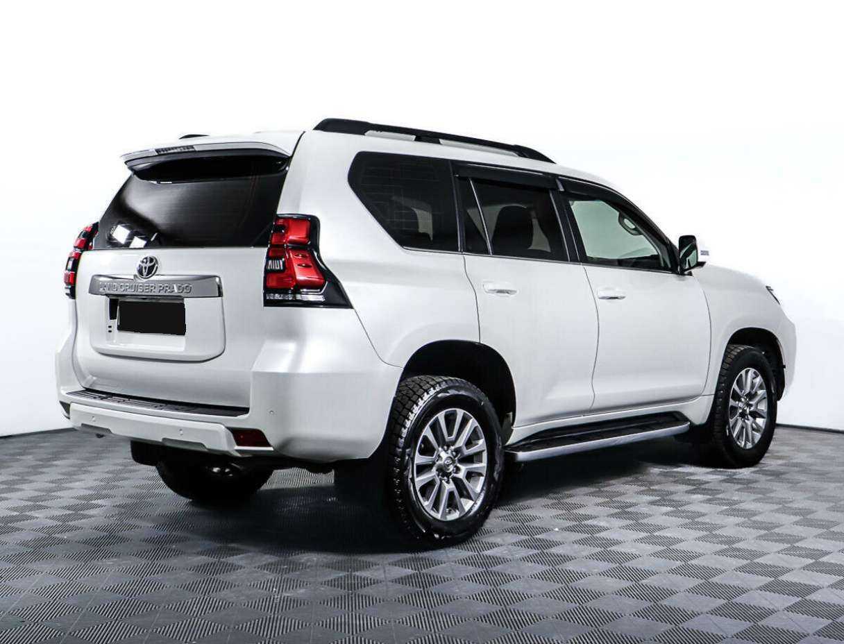 Купить Toyota Land Cruiser Prado с пробегом. Фото: #4
