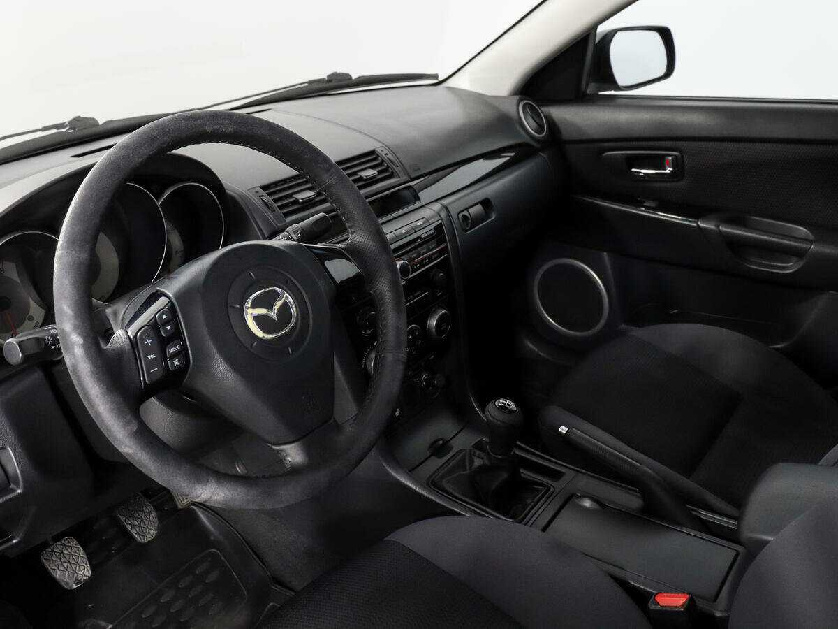 Купить Mazda 3 с пробегом. Фото: #8