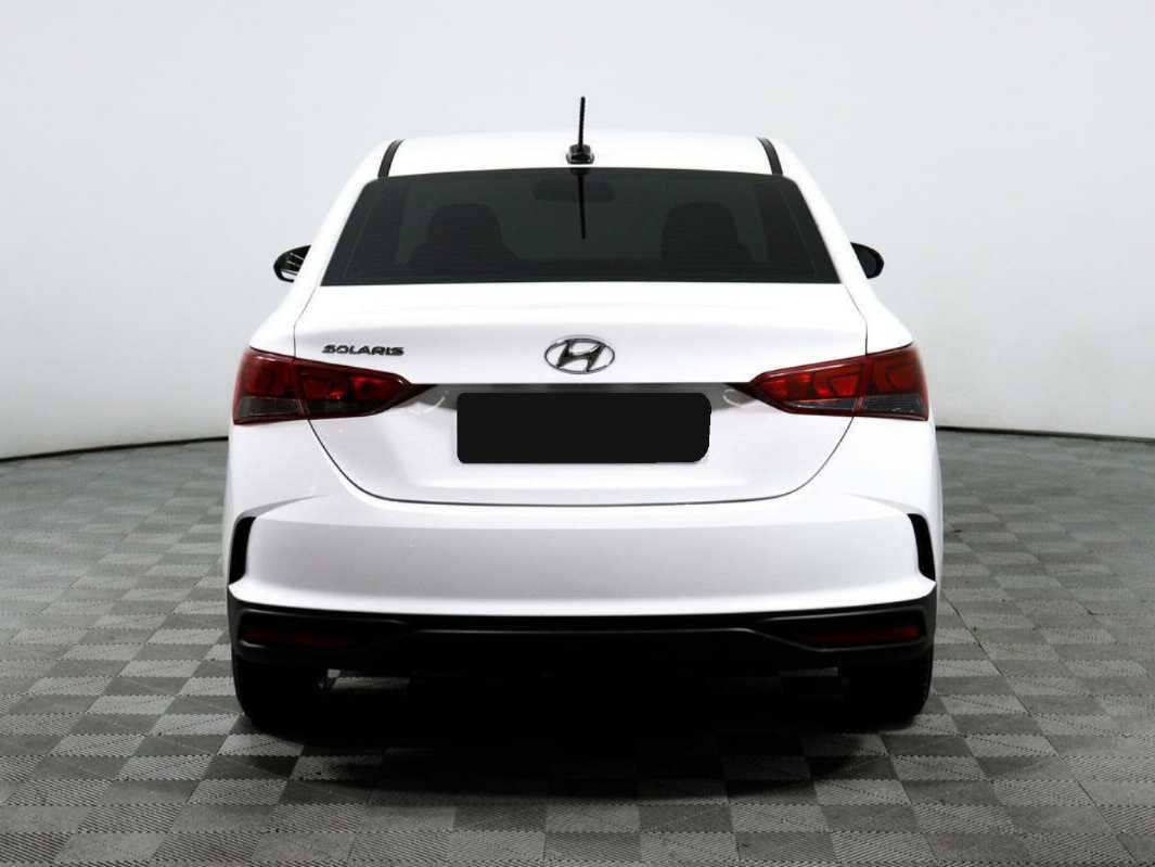 Купить Hyundai Solaris с пробегом. Фото: #5