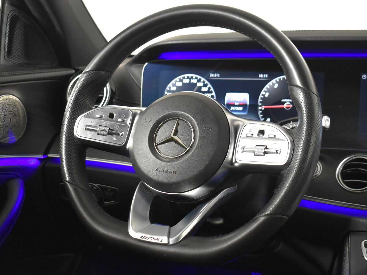Купить Mercedes-Benz E-Класс с пробегом. Фото: #10