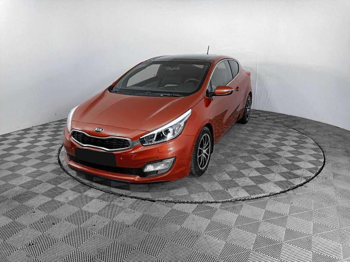 Купить Kia Ceed с пробегом. Посмотреть фото