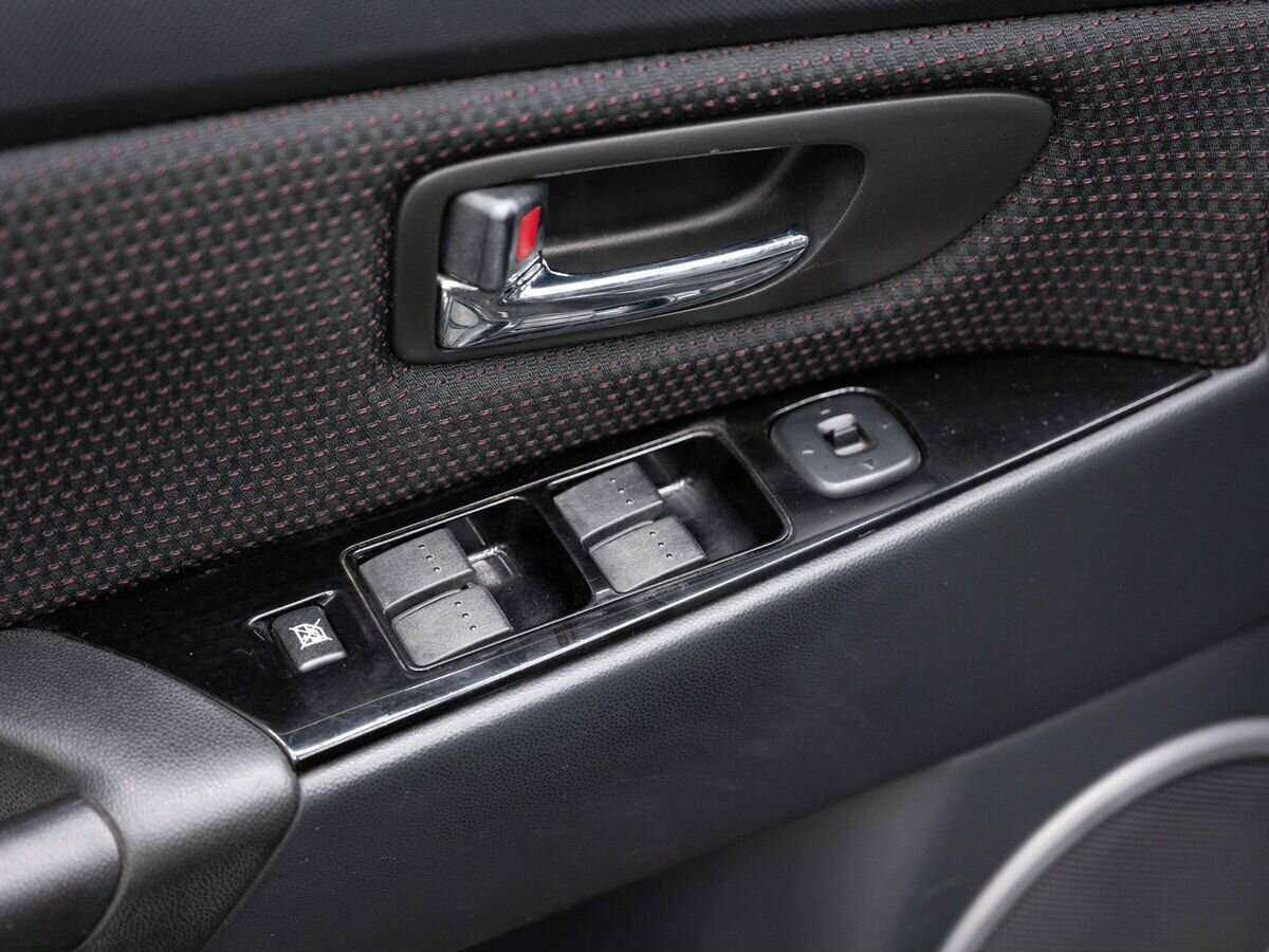 Купить Mazda 3 с пробегом. Фото: #16