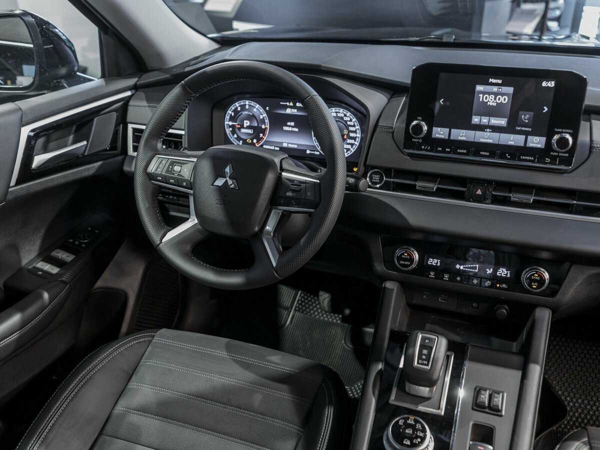 Купить Mitsubishi Outlander с пробегом. Фото: #13