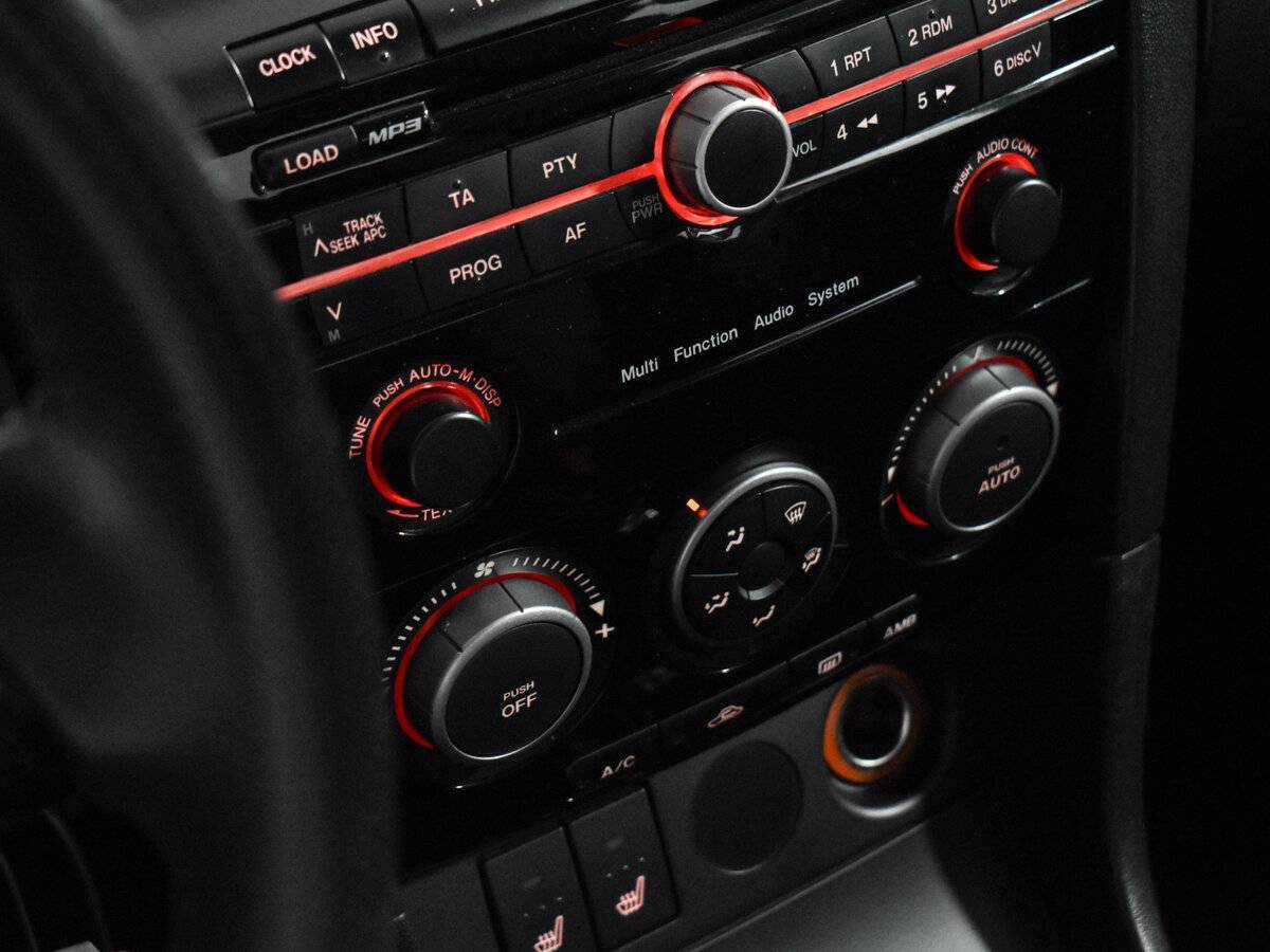 Купить Mazda 3 с пробегом. Фото: #13