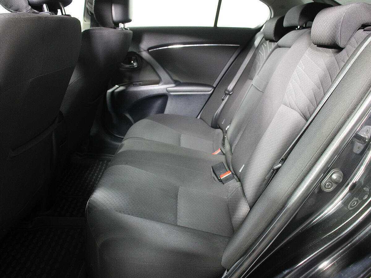 Купить Toyota Avensis с пробегом. Фото: #7