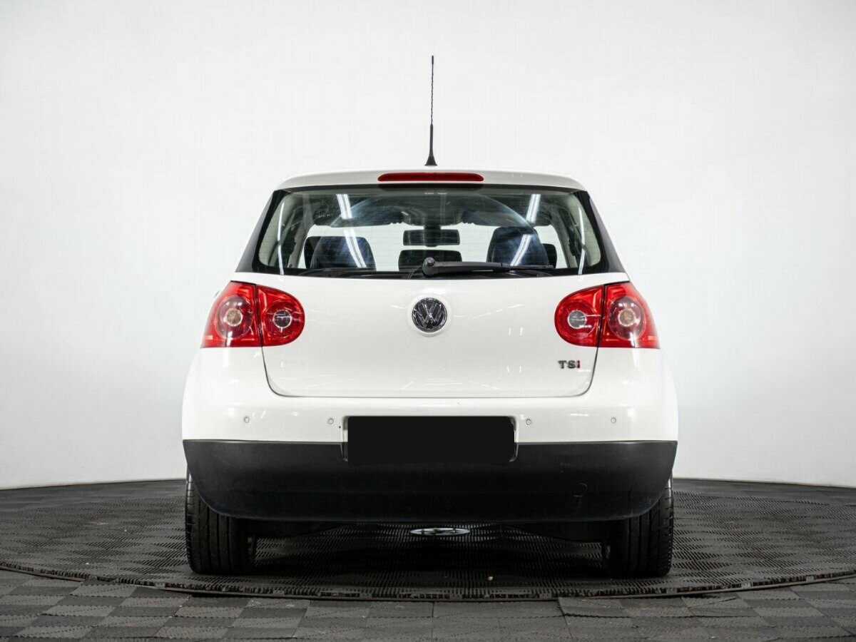 Купить Volkswagen Golf с пробегом. Фото: #4