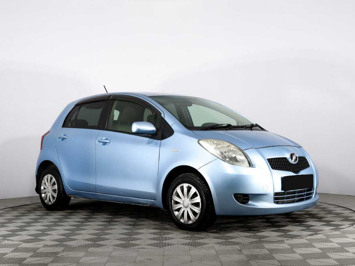 Купить Toyota Vitz с пробегом. Фото: #2