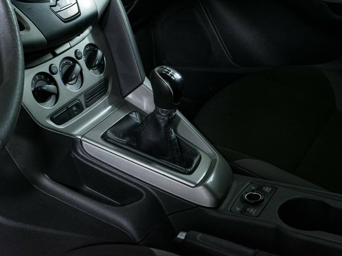 Купить Ford Focus с пробегом. Фото: #11