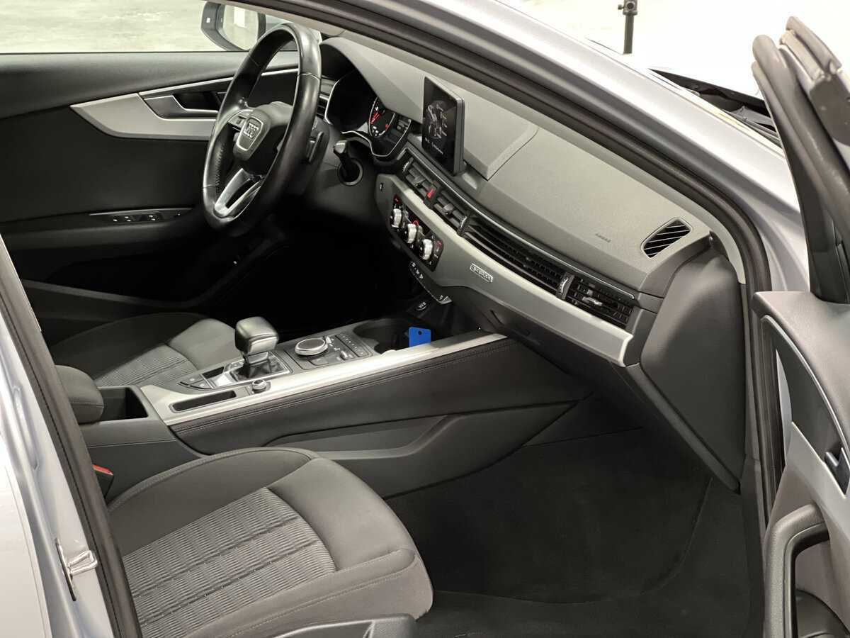 Купить Audi A4 с пробегом. Фото: #10