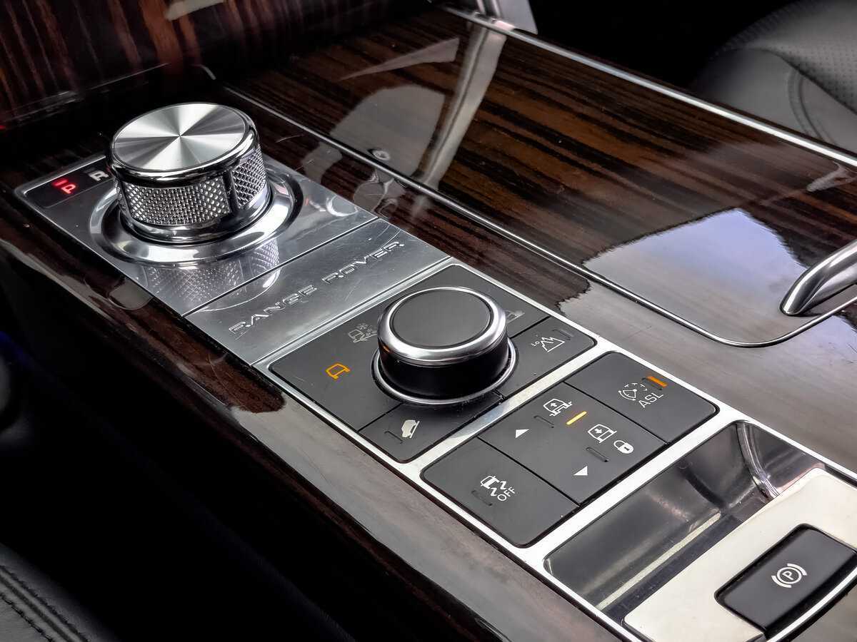 Купить Land Rover Range Rover с пробегом. Фото: #24
