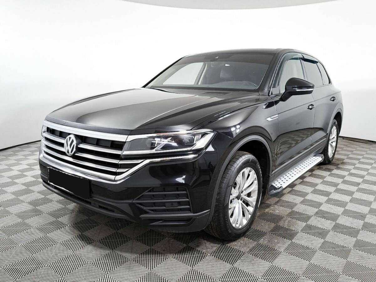 Купить Volkswagen Touareg с пробегом. Посмотреть фото