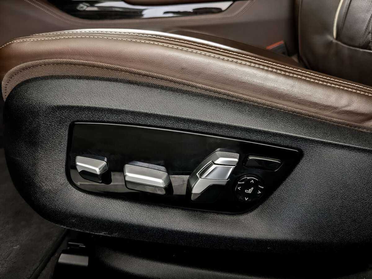 Купить BMW 7 серии с пробегом. Фото: #13
