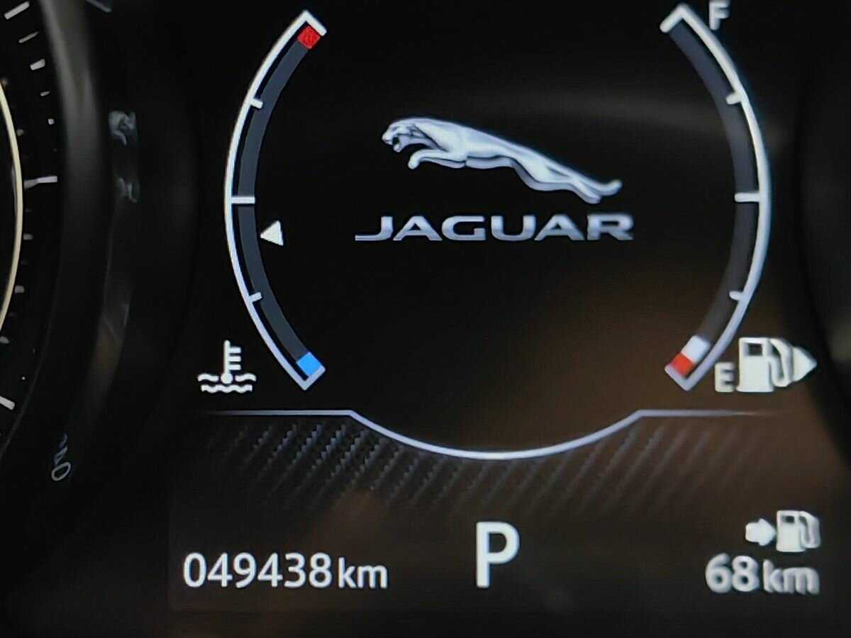 Купить Jaguar F-Type с пробегом. Фото: #10