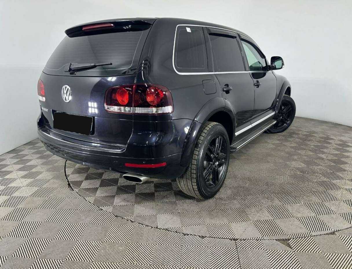 Купить Volkswagen Touareg с пробегом. Фото: #4