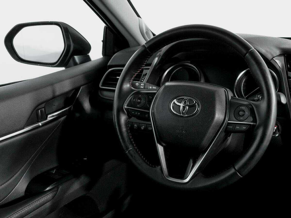 Купить Toyota Camry с пробегом. Фото: #12